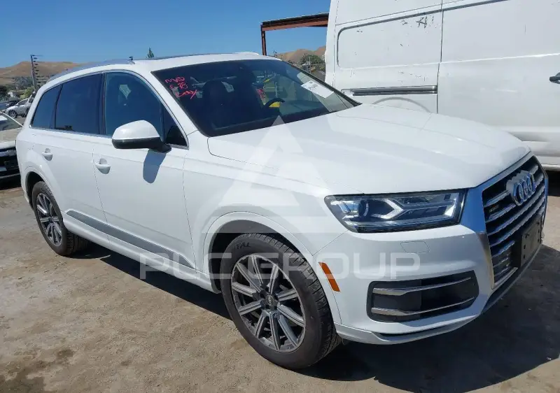 2017 Audi Q7 photo