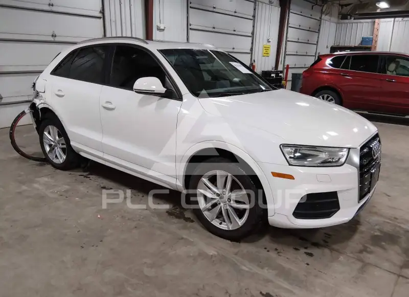 2017 Audi Q3 фото