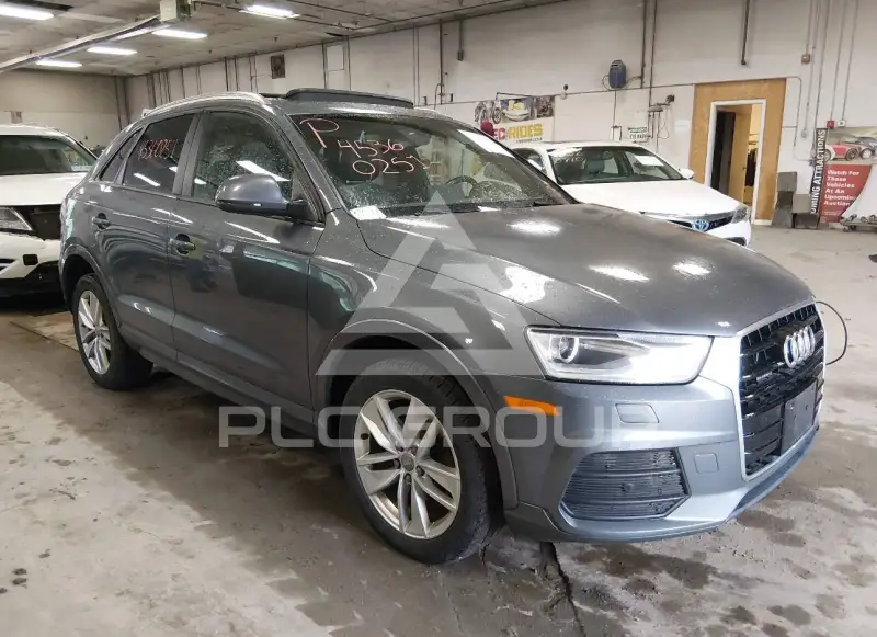 2017 Audi Q3 фото