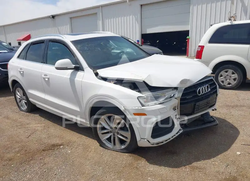 2017 Audi Q3 photo