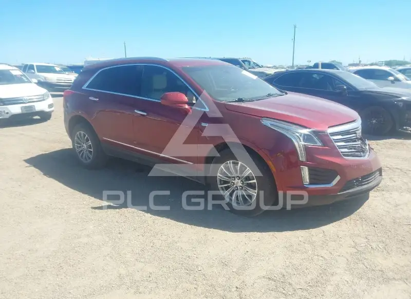 2017 Cadillac XT5 photo