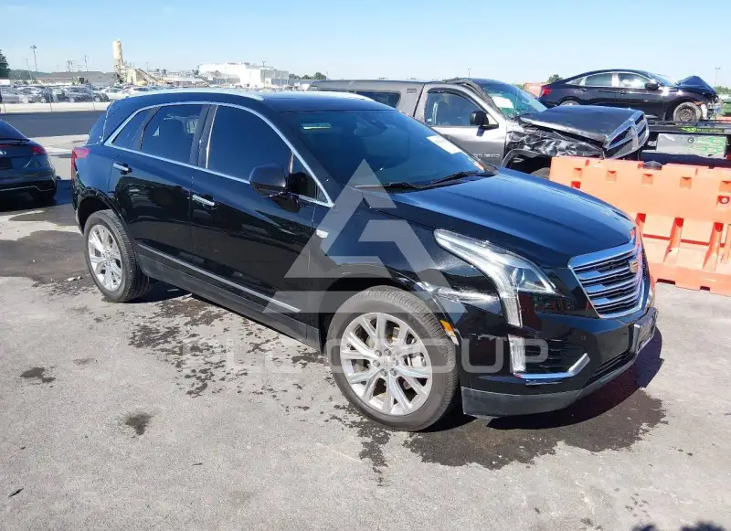 2017 Cadillac XT5 фото