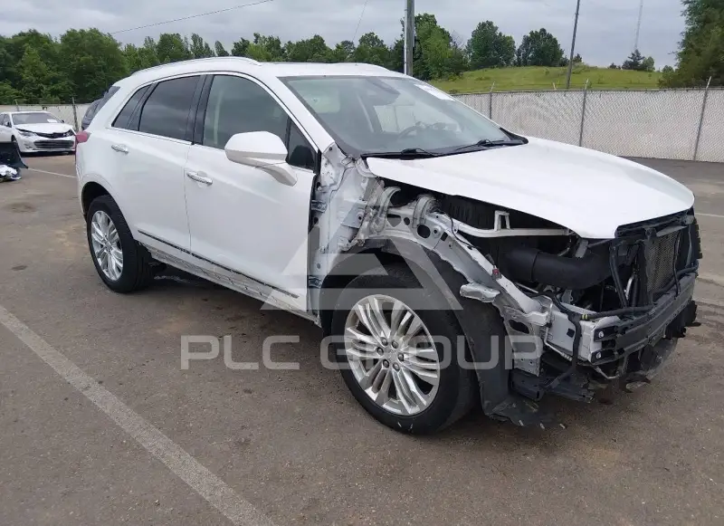 2017 Cadillac XT5 фото