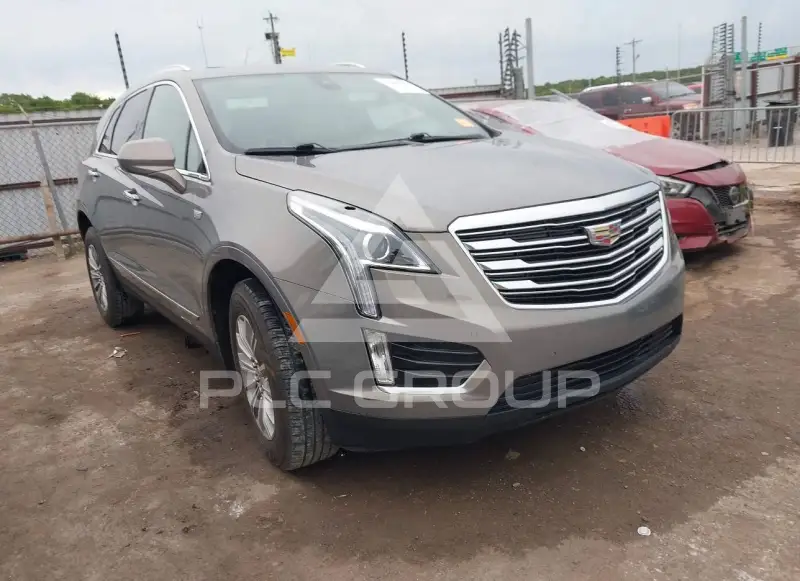 2017 Cadillac XT5 photo