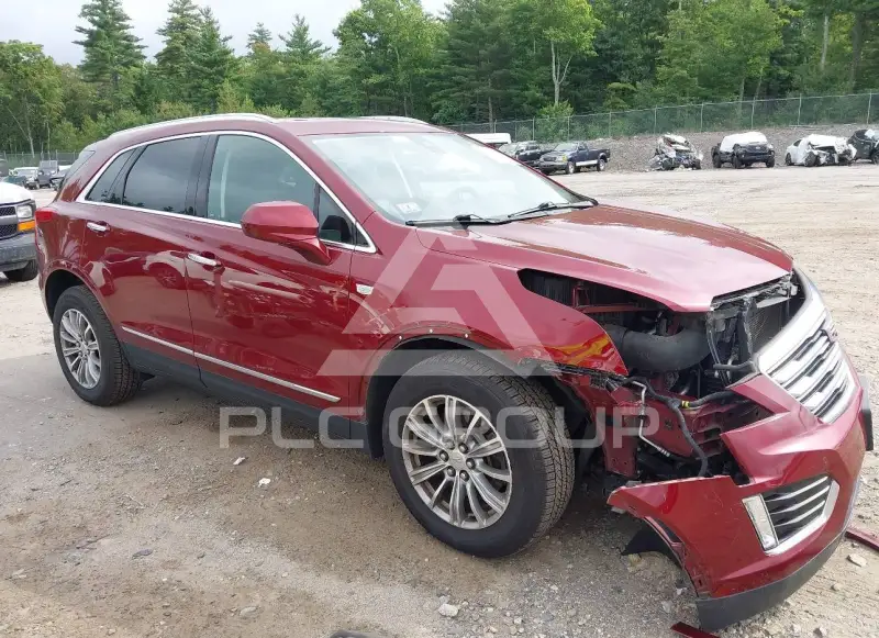 2017 Cadillac XT5 photo