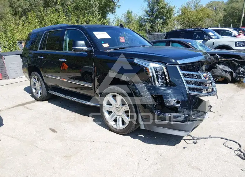 2017 Cadillac ESCALADE фото