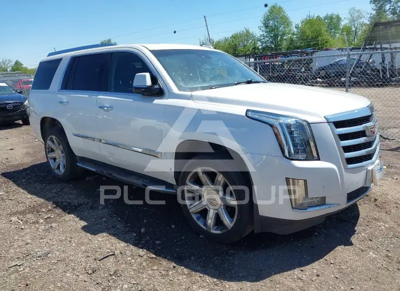 2017 Cadillac ESCALADE фото