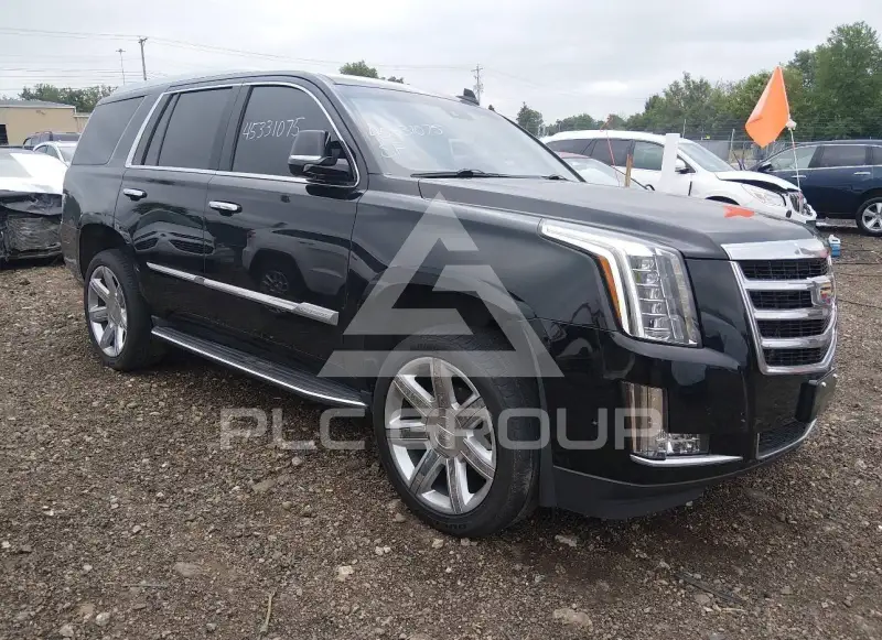 2017 Cadillac ESCALADE фото