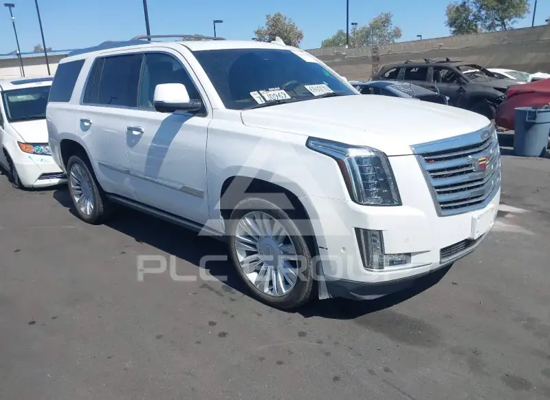 2017 Cadillac ESCALADE фото