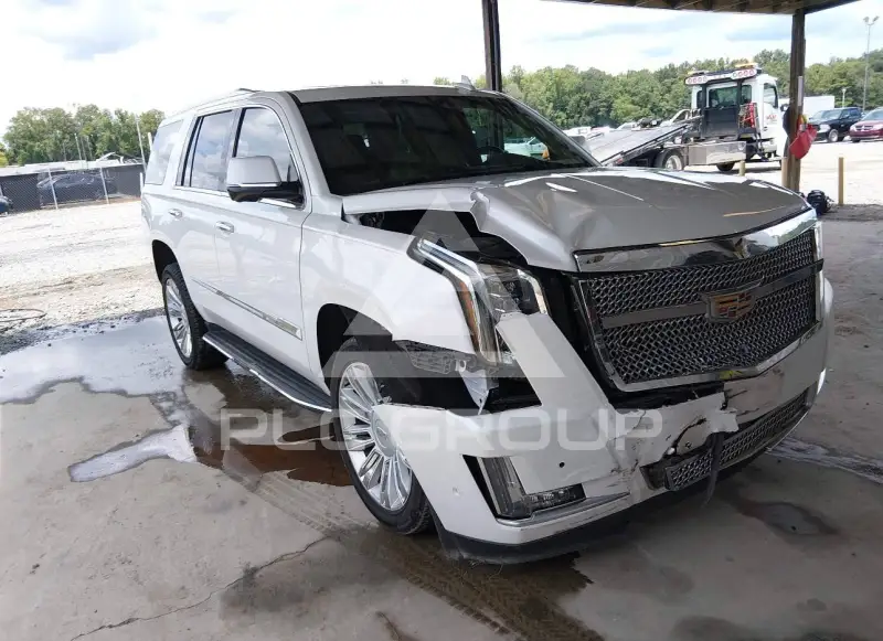 2017 Cadillac ESCALADE фото