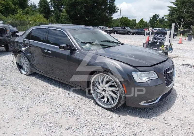 2017 Chrysler 300 фото