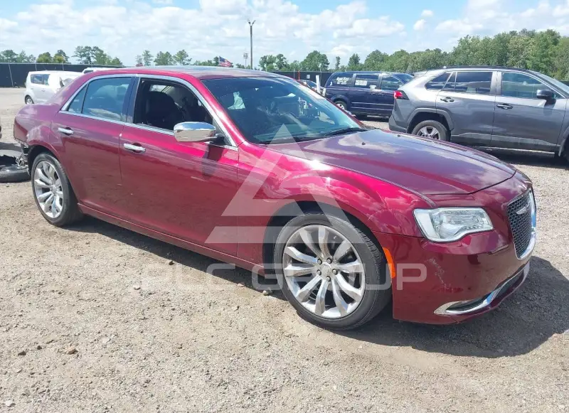 2017 Chrysler 300 фото