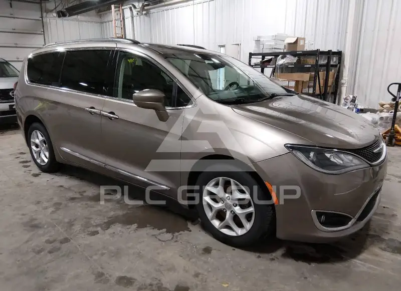 2017 Chrysler PACIFICA фото