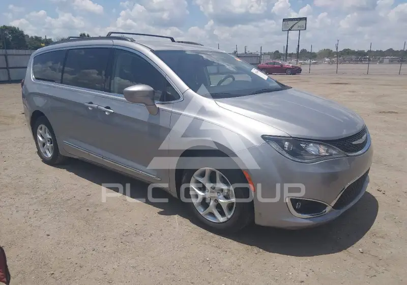 2017 Chrysler PACIFICA фото