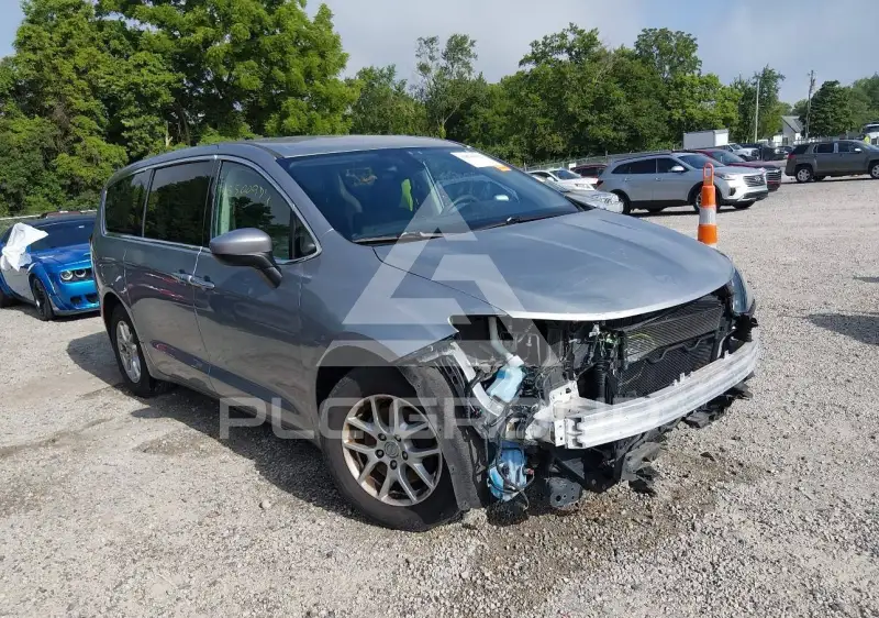 2017 Chrysler PACIFICA photo
