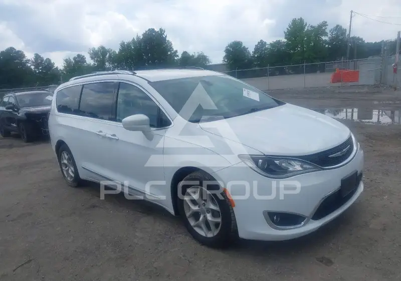 2017 Chrysler PACIFICA фото