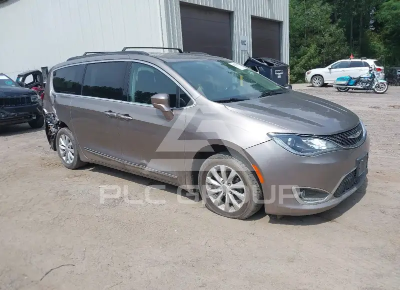 2017 Chrysler PACIFICA фото