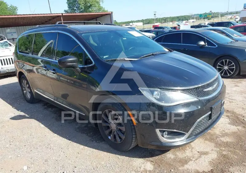 2017 Chrysler PACIFICA фото