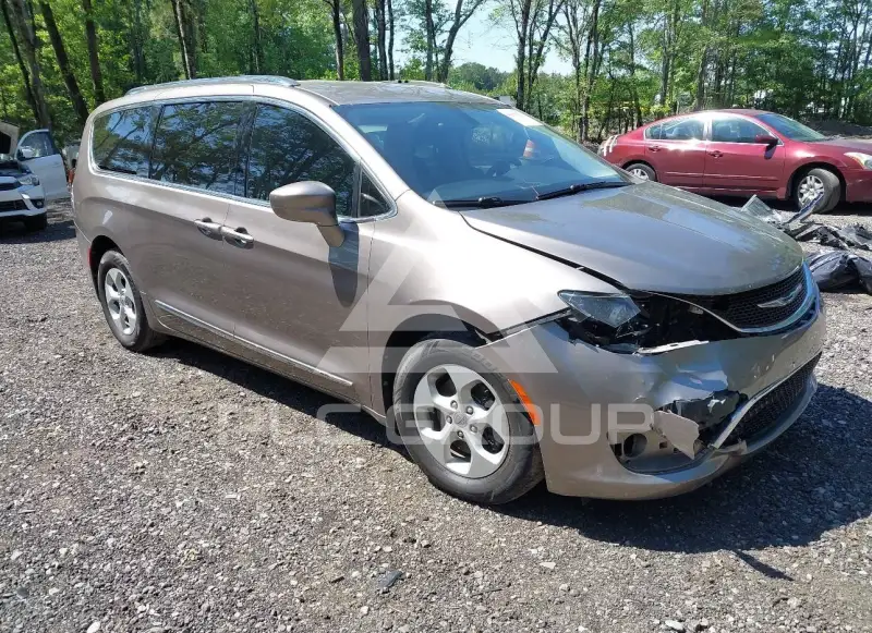 2017 Chrysler PACIFICA фото