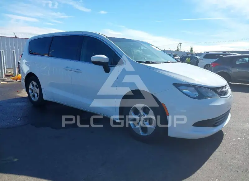 2017 Chrysler PACIFICA photo