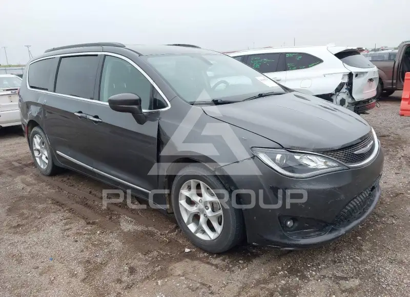 2017 Chrysler PACIFICA фото