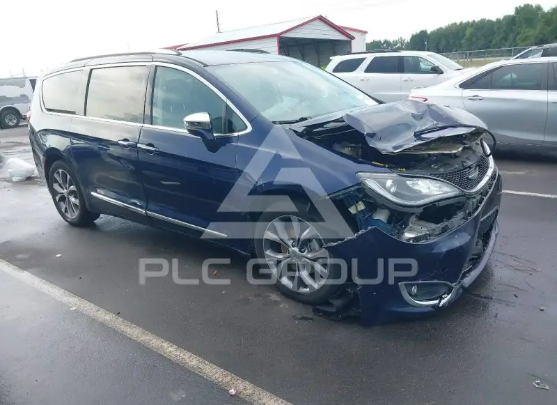2017 Chrysler PACIFICA photo