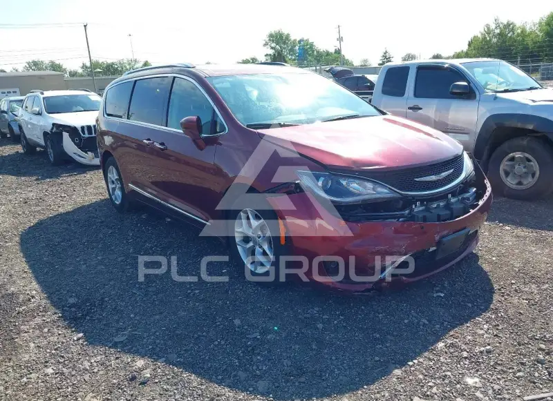 2017 Chrysler PACIFICA photo