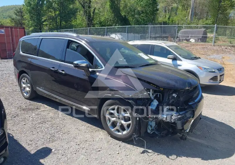 2017 Chrysler PACIFICA photo
