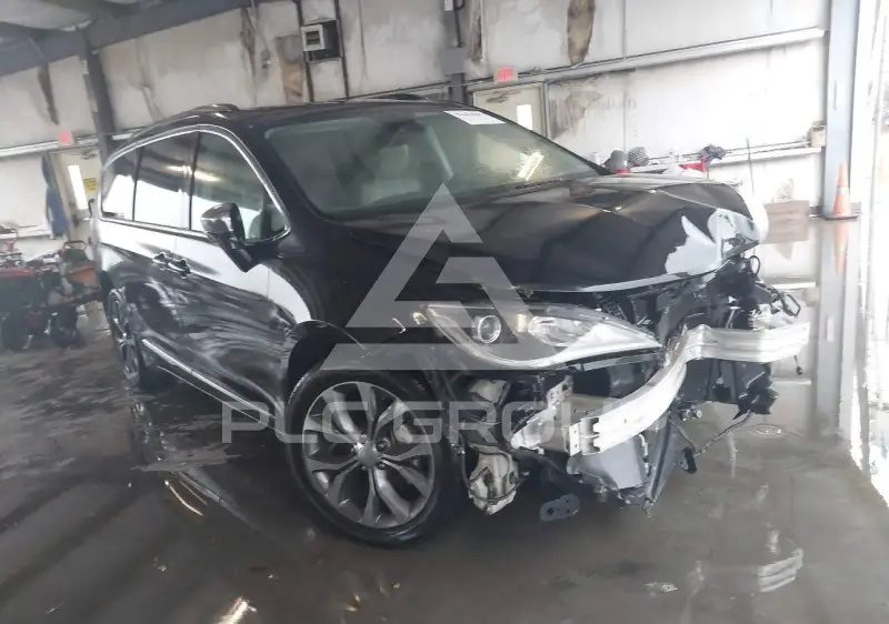 2017 Chrysler PACIFICA фото