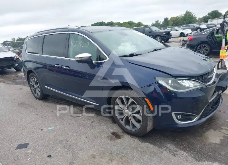 2017 Chrysler PACIFICA photo