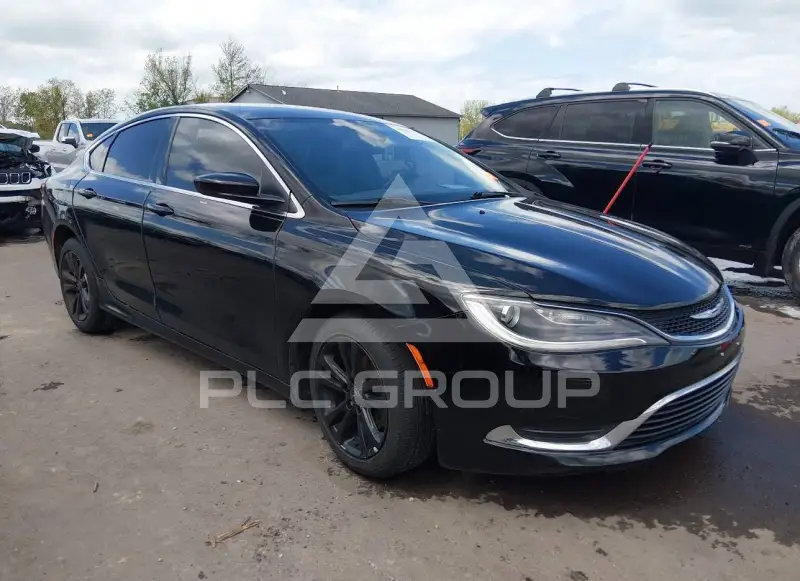 2017 Chrysler 200 photo