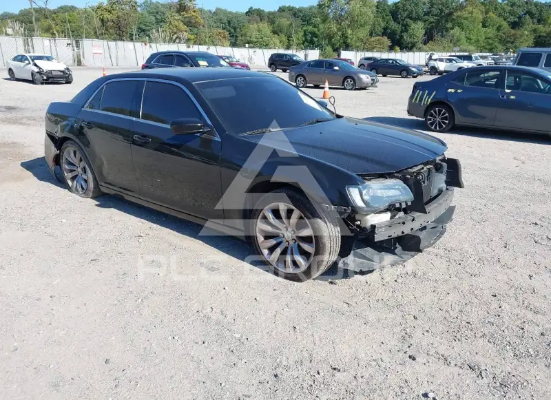 2017 Chrysler 300 photo