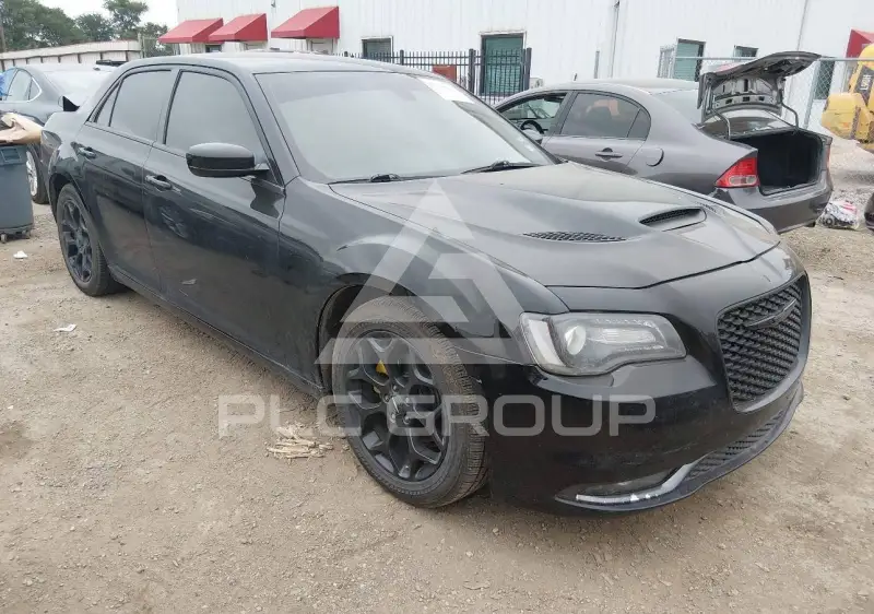 2017 Chrysler 300 фото