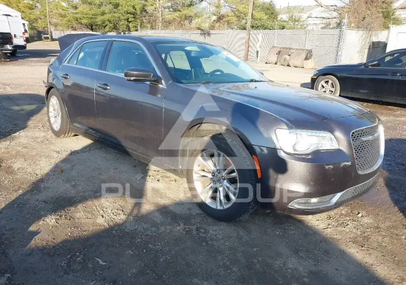 2017 Chrysler 300 фото