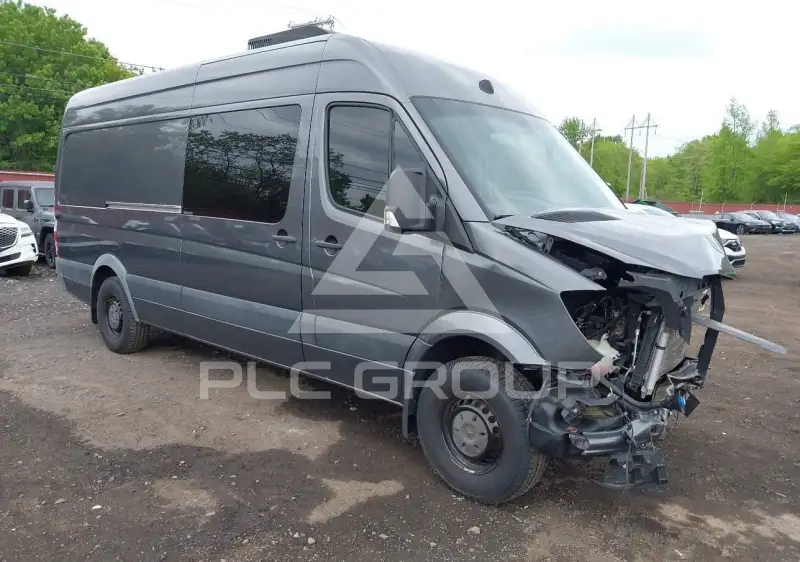 2017 Mercedes Benz Sprinter photo
