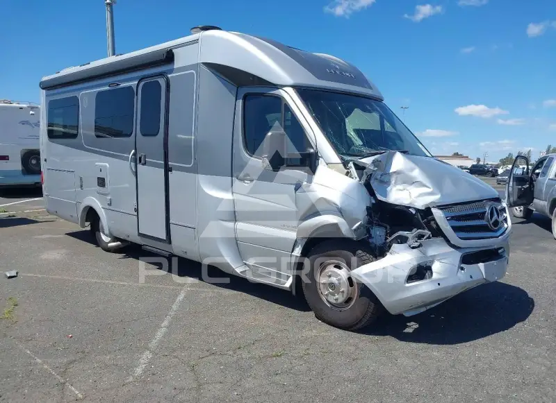 2017 Mercedes Benz Sprinter фото