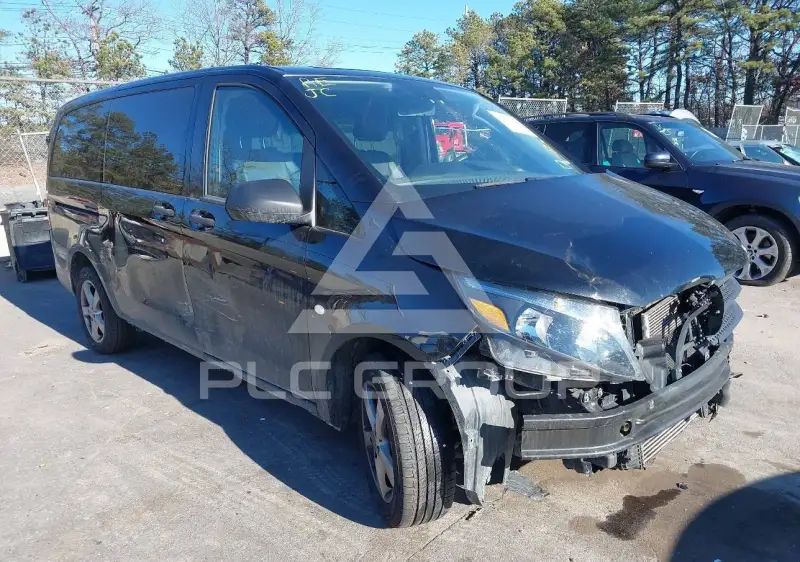 2017 Mercedes Benz METRIS фото