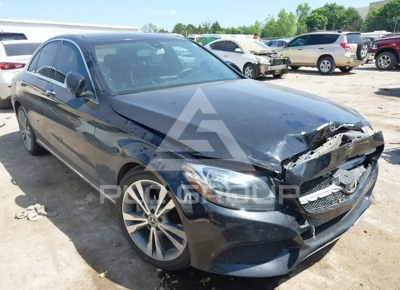 2017 Mercedes Benz C 300 фото