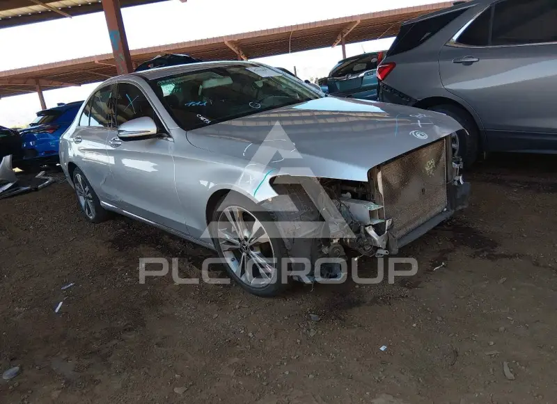 2017 Mercedes Benz C 300 photo