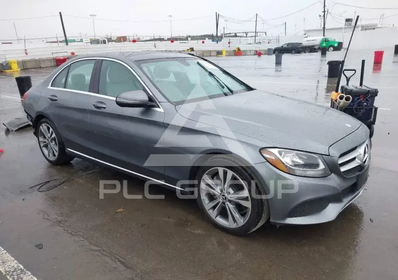 2017 Mercedes Benz C 300 фото
