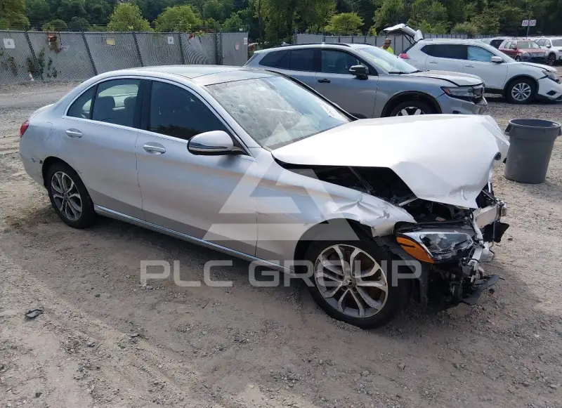 2017 Mercedes Benz C 300 photo