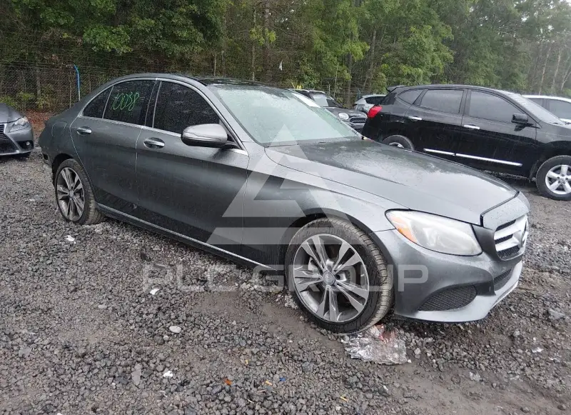 2017 Mercedes Benz C 300 фото
