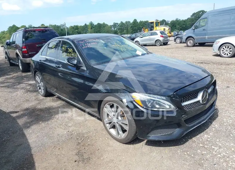 2017 Mercedes Benz C 300 фото