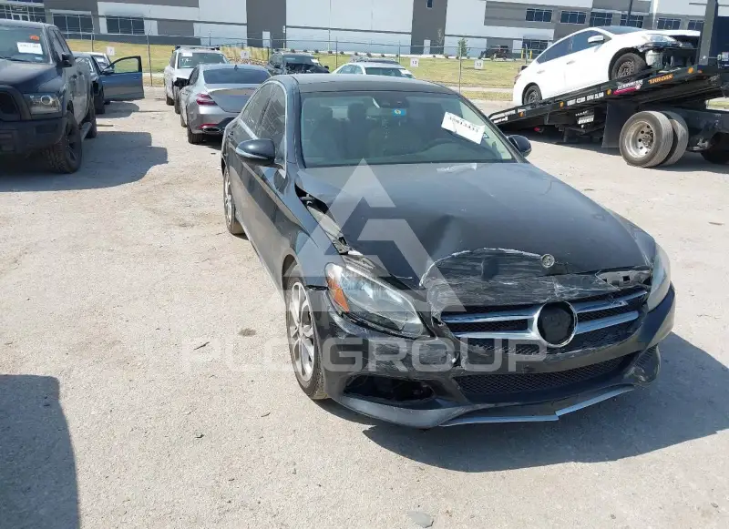 2017 Mercedes Benz C 300 photo