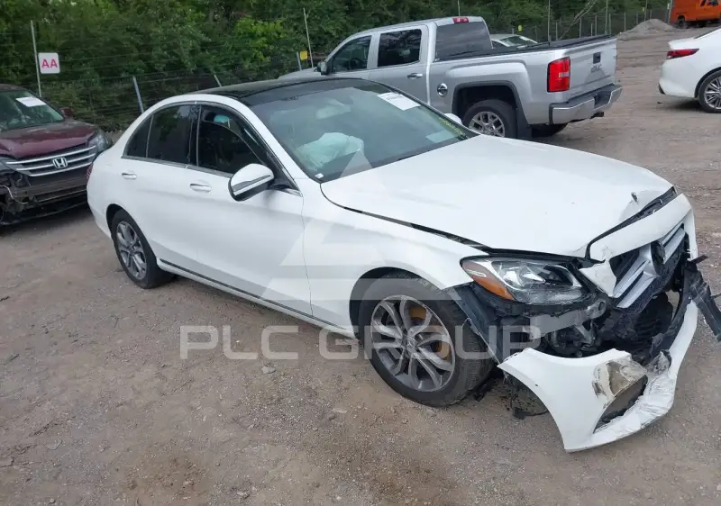 2017 Mercedes Benz C 300 фото