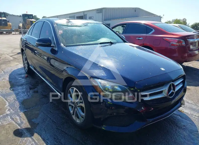2017 Mercedes Benz C 300 фото
