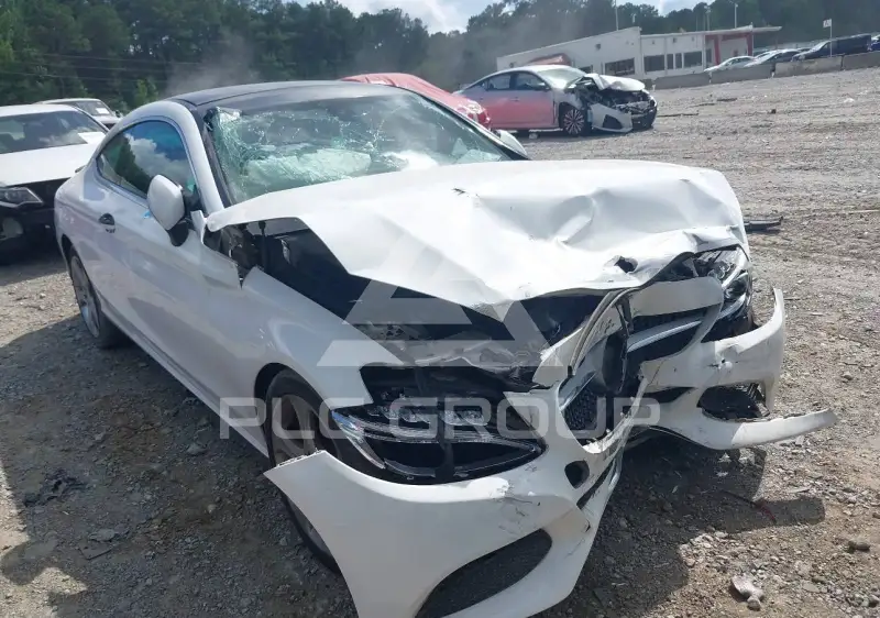 2017 Mercedes Benz C 300 фото