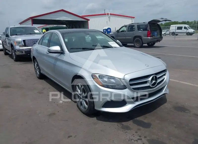 2017 Mercedes Benz C 300 фото