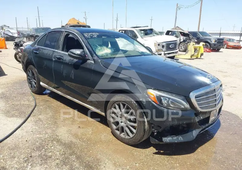2017 Mercedes Benz C 300 фото