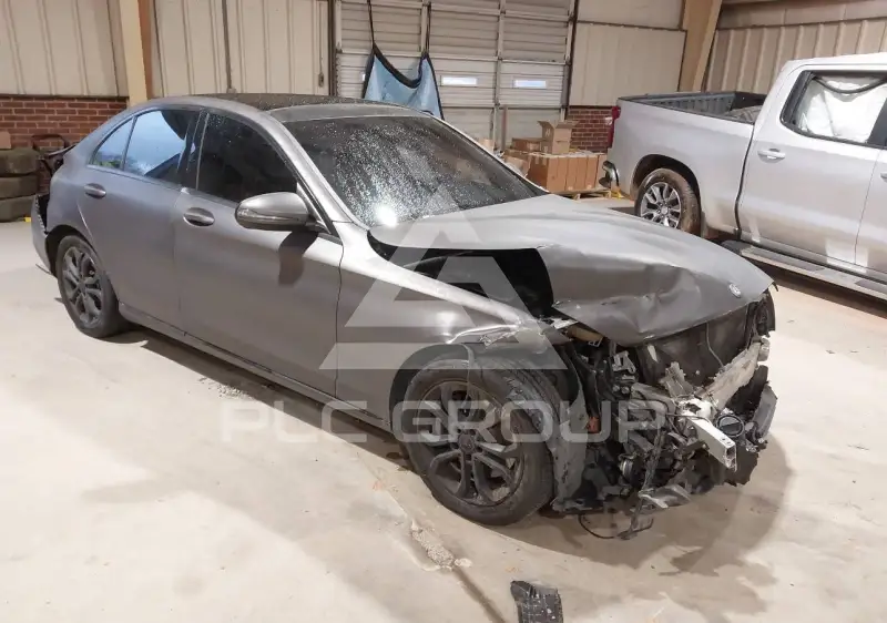 2017 Mercedes Benz C 300 фото